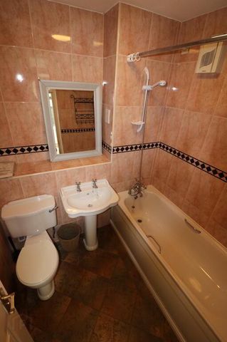 20 Laganview Court, Belfast, BT5 4AR - Photo 5