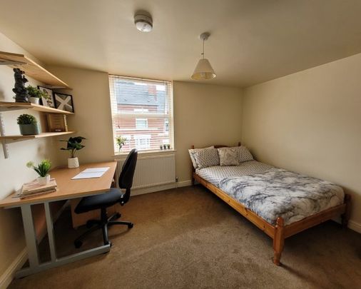 5 Bedrooms, 42 Irving Road – Student Accommodation Coventry - Photo 1