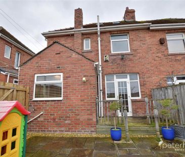 3 bedroom semi-detached house to rent - Photo 4