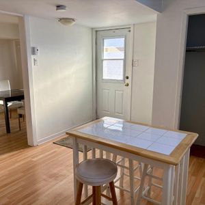 Grand 3 1/2 à louer Metro Montmorency - Photo 2