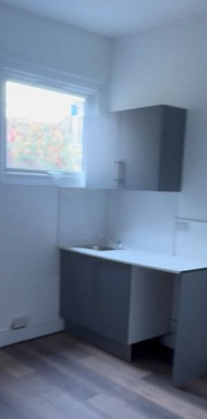 Room in a Shared House, Batoum Gardens, W6 - Photo 1