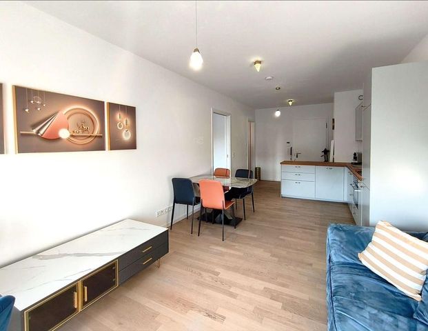 Einziehen, ankommen, wohlfühlen – möblierte 2-Zimmer-Wohnung an der Spree - Foto 1