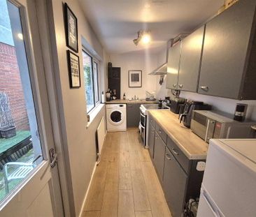17 Sinclair Street, Ballyhackamore, Belfast, BT5 6JS - Photo 3