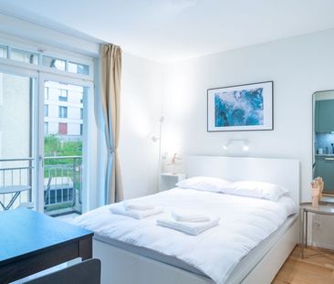 Charmantes Studio-Apartment mit Balkon in Zürich-Seefeld - Photo 2