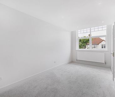 3 Bed Flat, Bow Lane, N12 - Photo 1