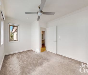 1/77 Shannon Street, Box Hill North - Photo 2