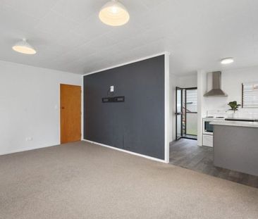 Tidy 2 bedroom home - close to town - Waihi - Photo 5