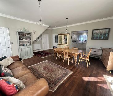 3 bedroom semi-detached house to rent - Photo 4