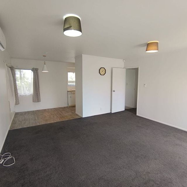 Walk to Shops & Homai Train Station - Photo 1