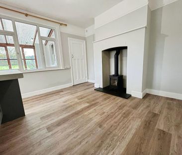 3 bedroom semi-detached house to rent - Photo 3