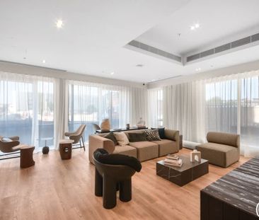 Capital Interchange Way Brentford TW8 - Photo 3