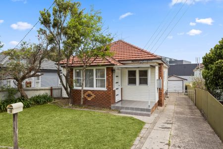 98 Shellharbour Road, Port Kembla. - Photo 3