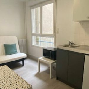 Studio meublé - fac droit/lettres Cours Léopold - Photo 2