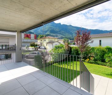 MODERN 2.5-ROOM APARTMENT WITH TERRACE AND PRIVATE GARDEN - Photo 4