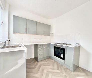 2 bedroom terraced house to rent - Photo 6