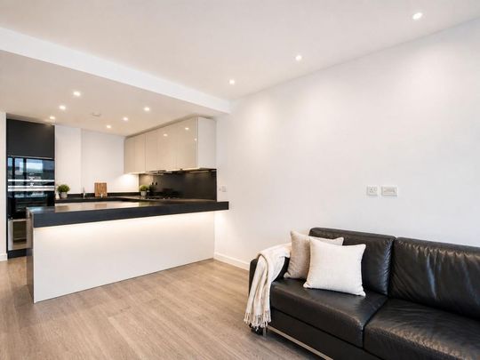 1 bedroom flat to rent - Photo 1