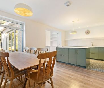 29 Wyattville Close, Cabinteely, Dublin South, Co. Dublin, A96 P9D3 - Photo 6