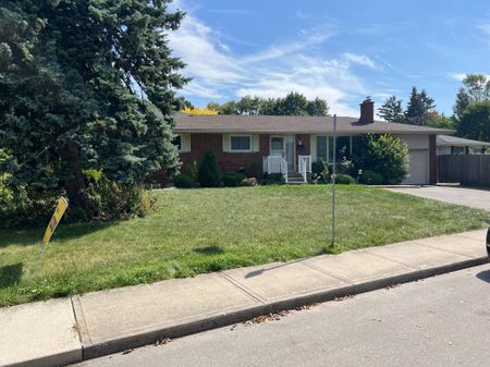 For Lease - 3 Cambria Court Unit# Lower, Hamilton, Ontario - Photo 4