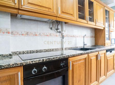 Sacavém e Prior Velho, Lisbon - Photo 4