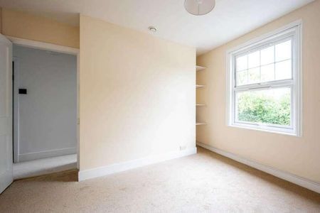 Weston Road, Guildford, GU2 - Photo 2