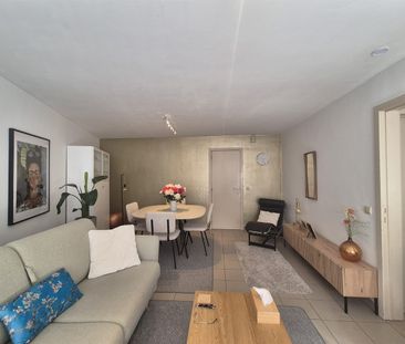 Zeer centraal gelegen appartement met terras. - Foto 6