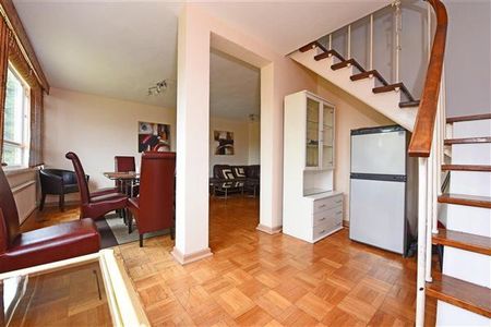 3 bedroom maisonette to rent - Photo 2