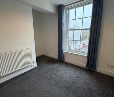 2 bedroom maisonette to rent - Photo 1