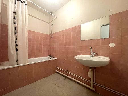 Location Appartement 3 pièces 58m² - Photo 4