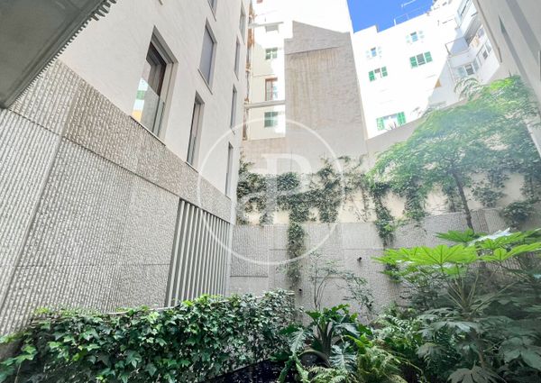 Apartment for Rent on Paseo Mallorca