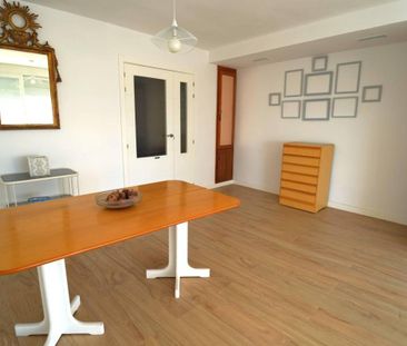 Amplio y Luminoso Piso Reformado con Vistas Panorámicas en Benidorm - Photo 3