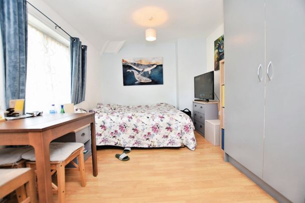 2 bedroom House To Let - Photo 1