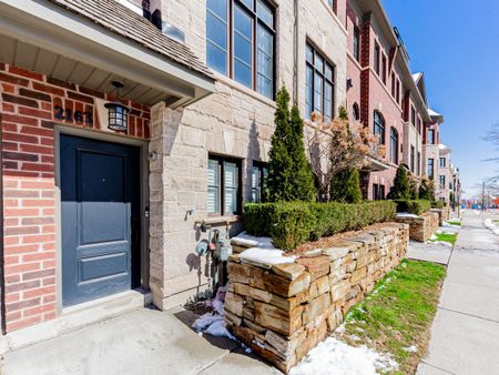 For Lease - 2163 Lillykin Street, Oakville, Ontario - Photo 2