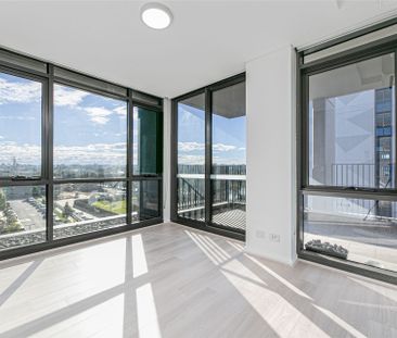 Exceptional North Facing 2 Bedroom Apartment - Photo 2