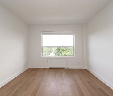 111 Lawton Boulevard — 1 Bedroom - unit 904 - Photo 5