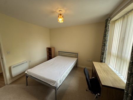 St John's Walk, Heworth - P10381 - Photo 4