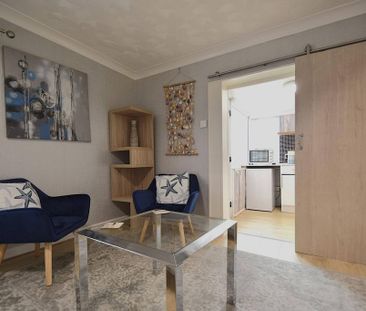 1 bedroom ground floor flat to rent - Photo 5