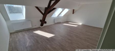 3 Zimmer Wohnung mit 88qm im DG eines ehemaligen 4 Seitenhofes zu vermieten - Photo 5