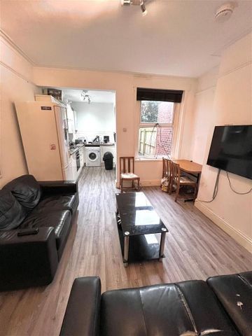 3 bedroom house share to rent - Photo 2