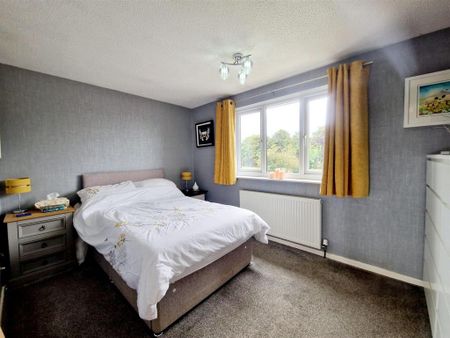 2 bedroom semi-detached house to rent - Photo 3