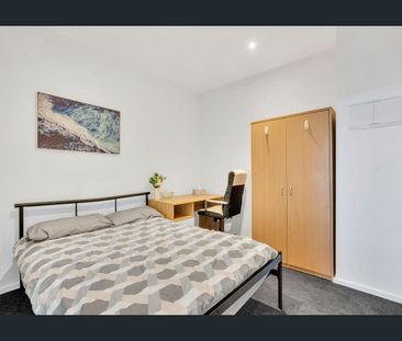 Fully Furnished Inner-City Living! - Photo 5