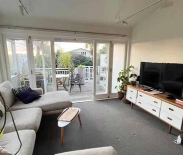 Cute & Sunny Grey Lynn Gem - Photo 2