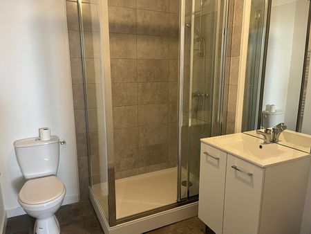 Location Appartement 2 pièces 35m² - Photo 5