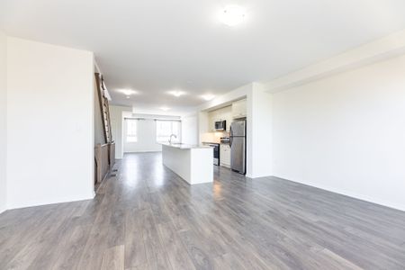 For Lease - 49 Woodstream Drive, Toronto, Ontario - Photo 2