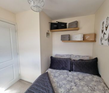 3 bedroom property to rent - Photo 3