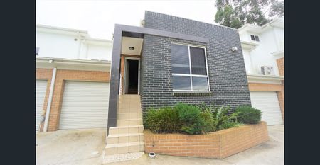 Near New 3 Bedrooms Villa Located In West Ryde - Photo 4