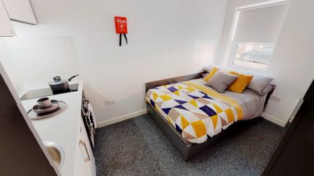 Gold Studio - Photo 5