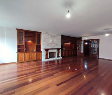 Piso de alquiler en Carrer de la Duquessa D'orleans, Sarrià - Photo 4