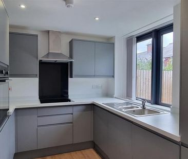 2 bedroom apartment to rent - Photo 6