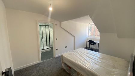 2 bedroom flat to rent - Photo 3