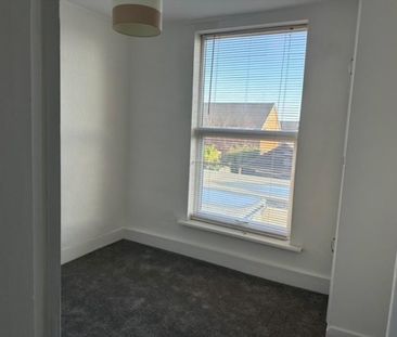 3 bedroom detached house to rent - Photo 3